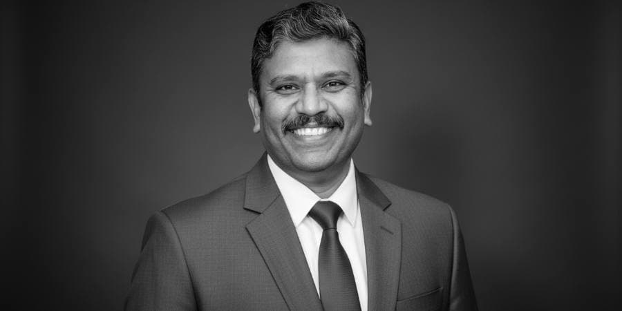 Portrait of Manish Bhatkar
